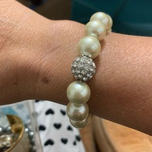 Stella & Dot pearl bracelet